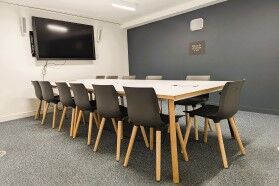 Curzon B Bookable Large Group Study Room