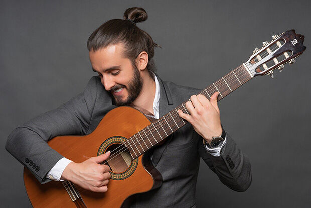 Portugese guitarist João Menezes