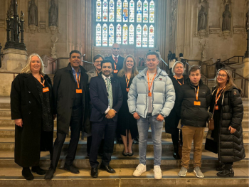 Photo: (L-R) Louisa Akers (Mikey’s mother), Chris Kamara (TV Presenter and Verbal Dyspraxia Campaigner), Samantha Berry (SLT Campaigner), Saqib Bhatti MP (Solihull MP working with Mikey), Peter Just (RCSLT), Gillian Rudd, (BCU Senior Lecturer SLT), Mikey Akers (Verbal Dyspraxia Campaigner and BCU Expert by Experience), Sharon Oliphant (BCU Expert by Experience), Jordan Hunt (BCU Expert by Experience) and Georgia Leckie (Apraxia Campaigner).